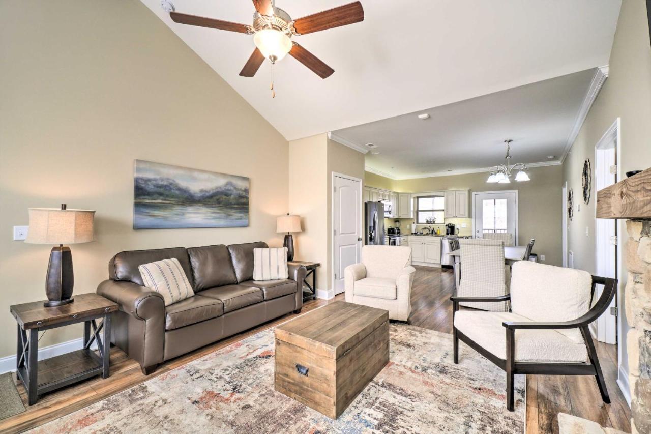 Chic Townsend Condo With Saltwater Pool! Esterno foto