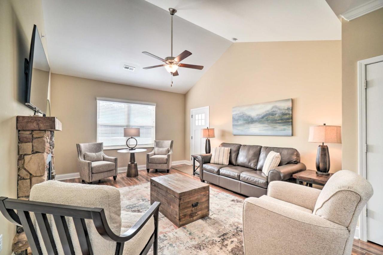 Chic Townsend Condo With Saltwater Pool! Esterno foto