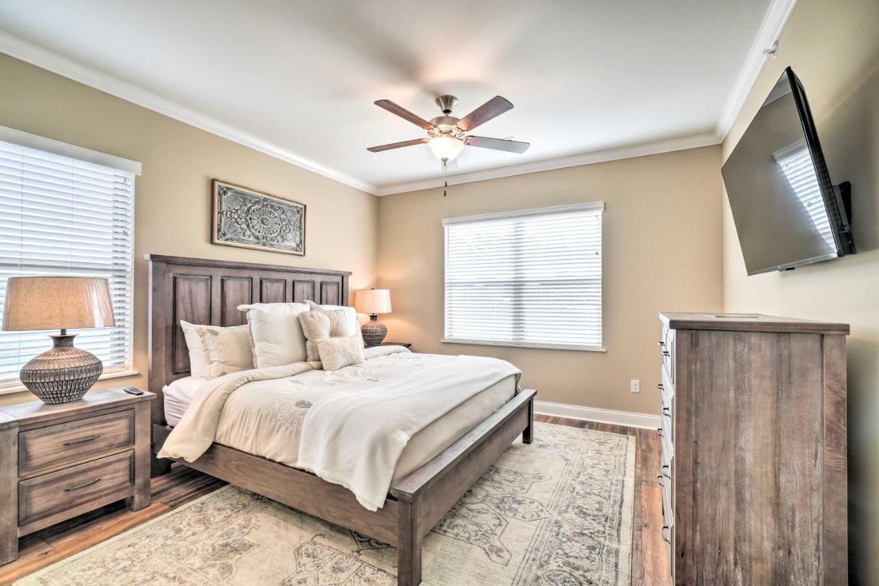 Chic Townsend Condo With Saltwater Pool! Esterno foto