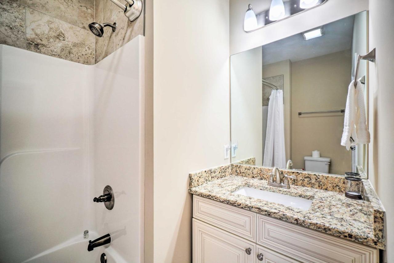 Chic Townsend Condo With Saltwater Pool! Esterno foto